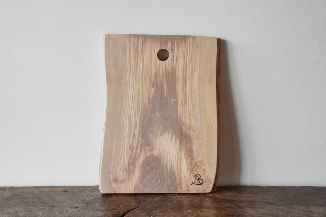 Olive Wood Cutting Boards (Multiple Sizes) - Image 4