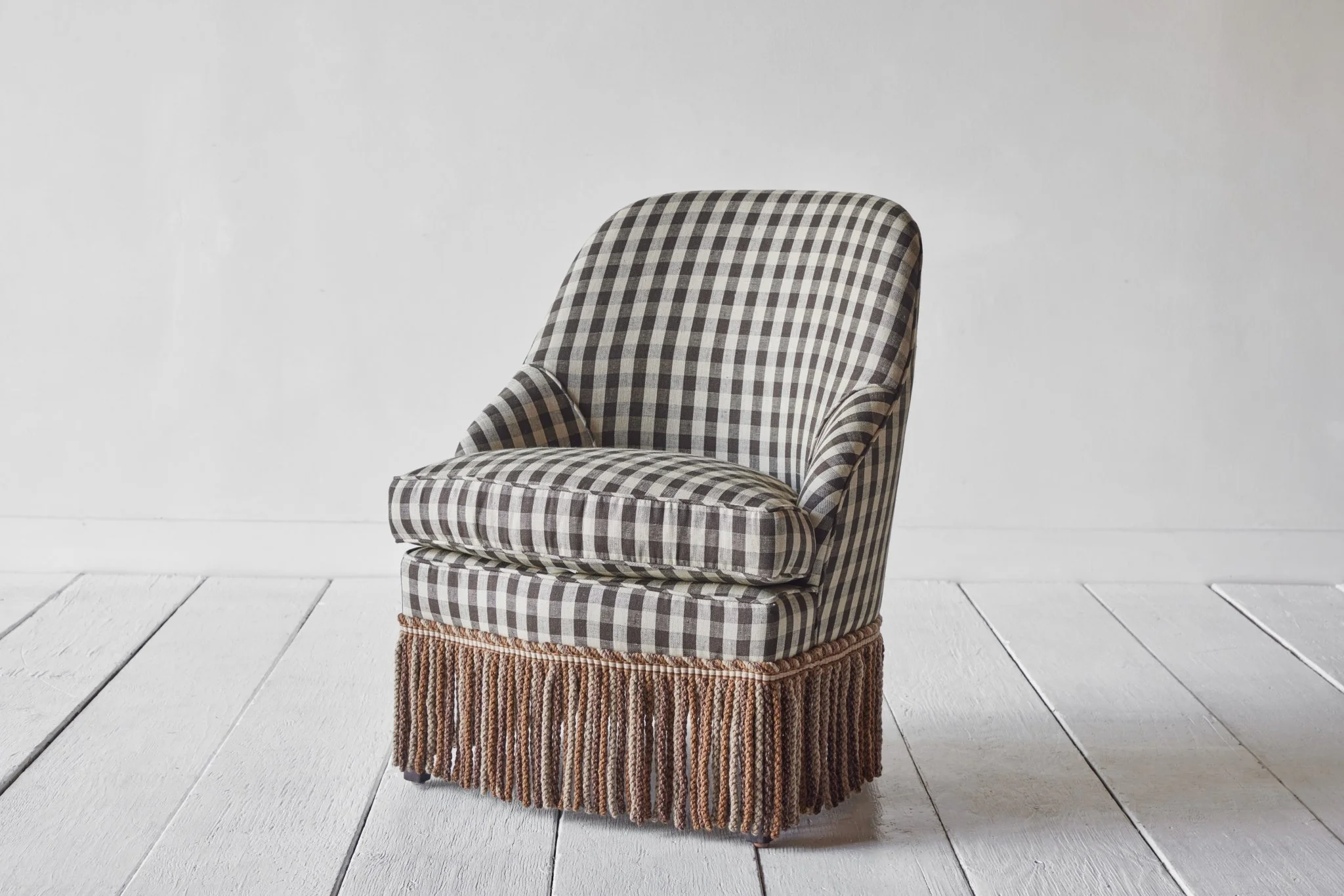 Fireplace Pull Up Chair - Image 3