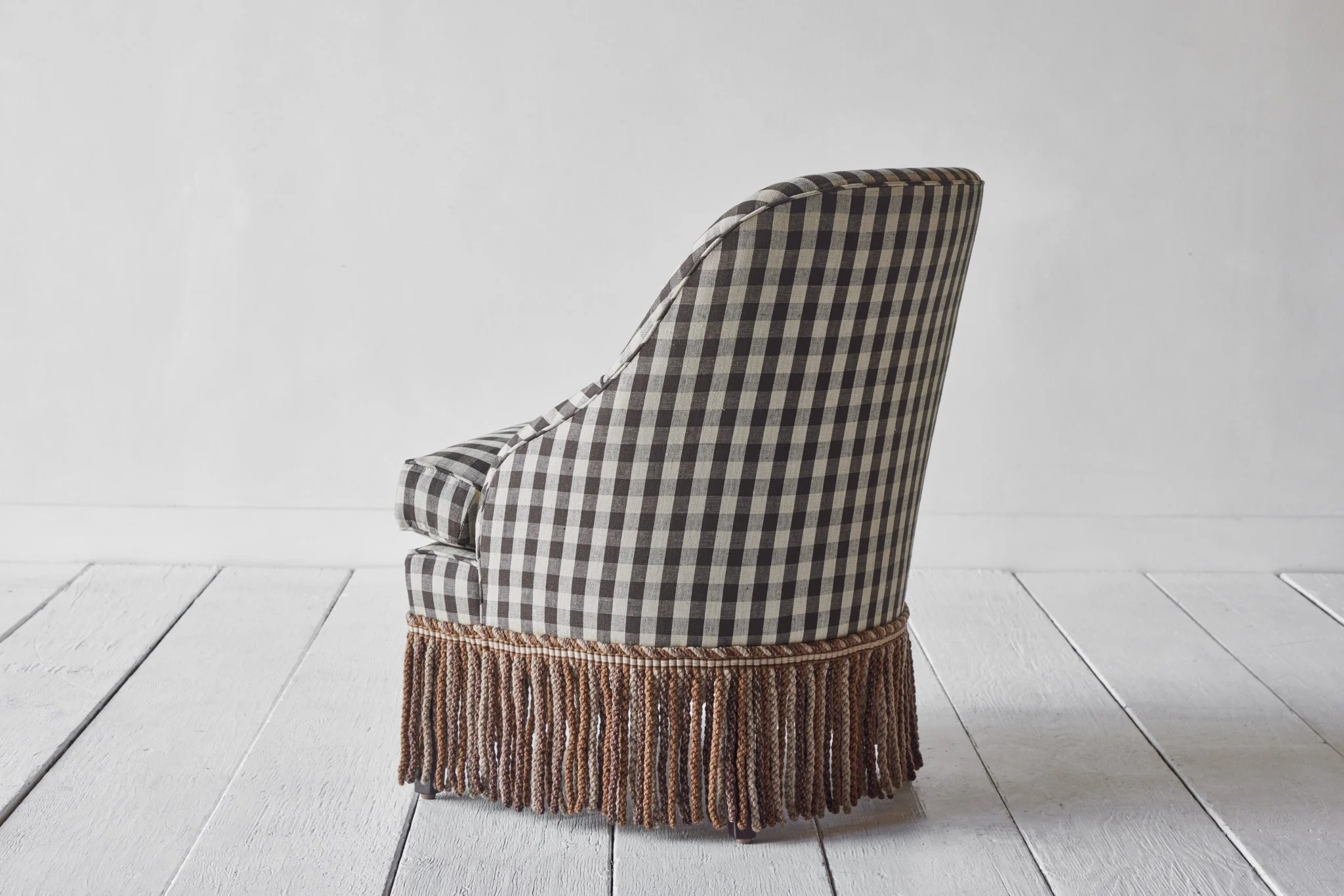 Fireplace Pull Up Chair - Image 5