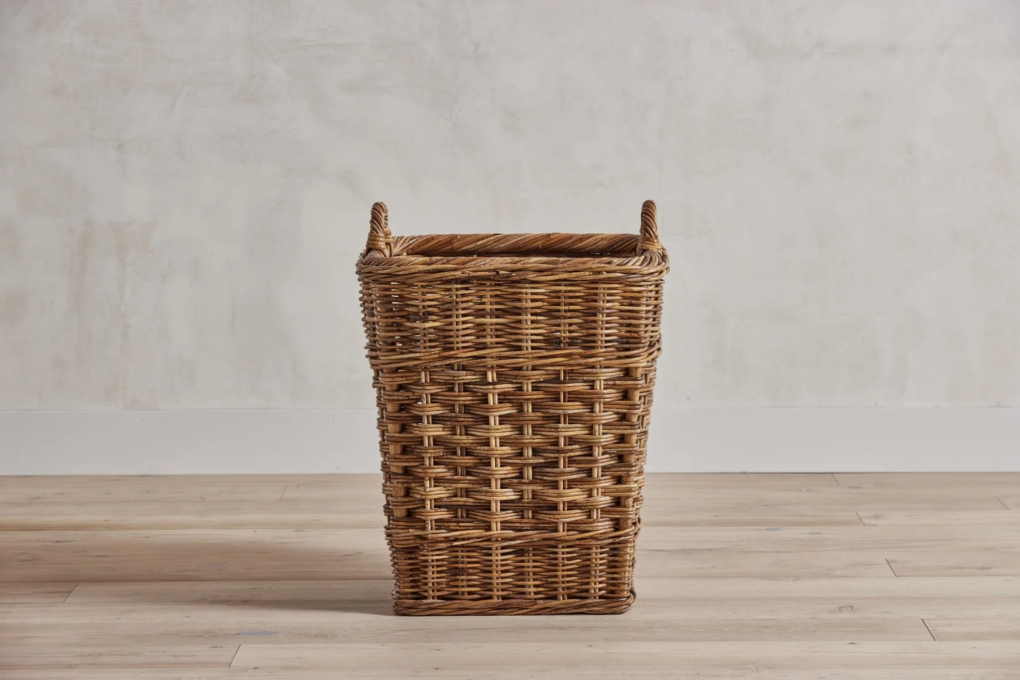 French Country Orchard Basket - Image 3