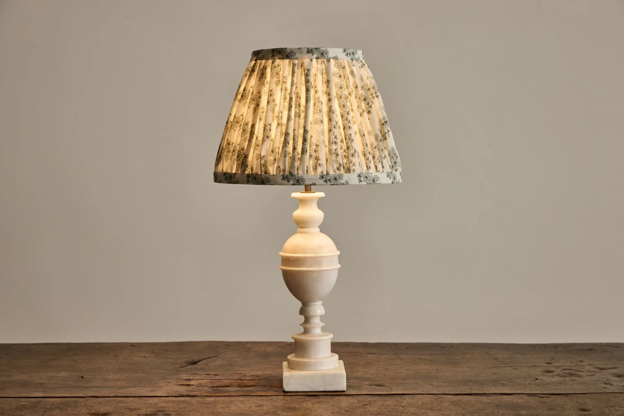 Lampshade in Howe Folies Bergère Linen - Image 4