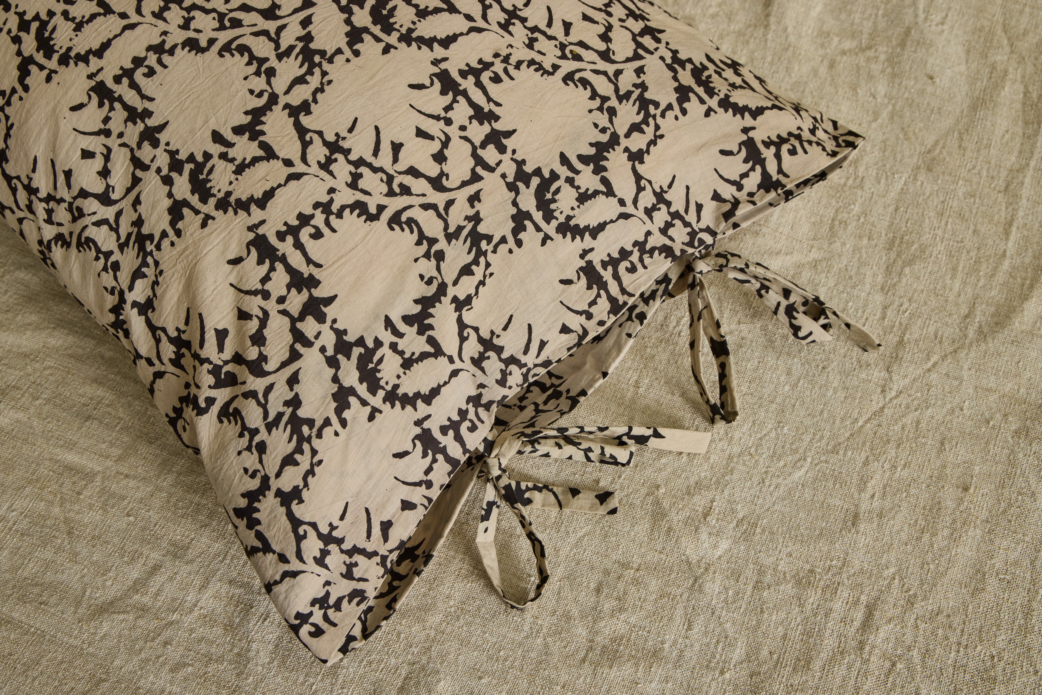 Rebecca Pillowcase - Image 4