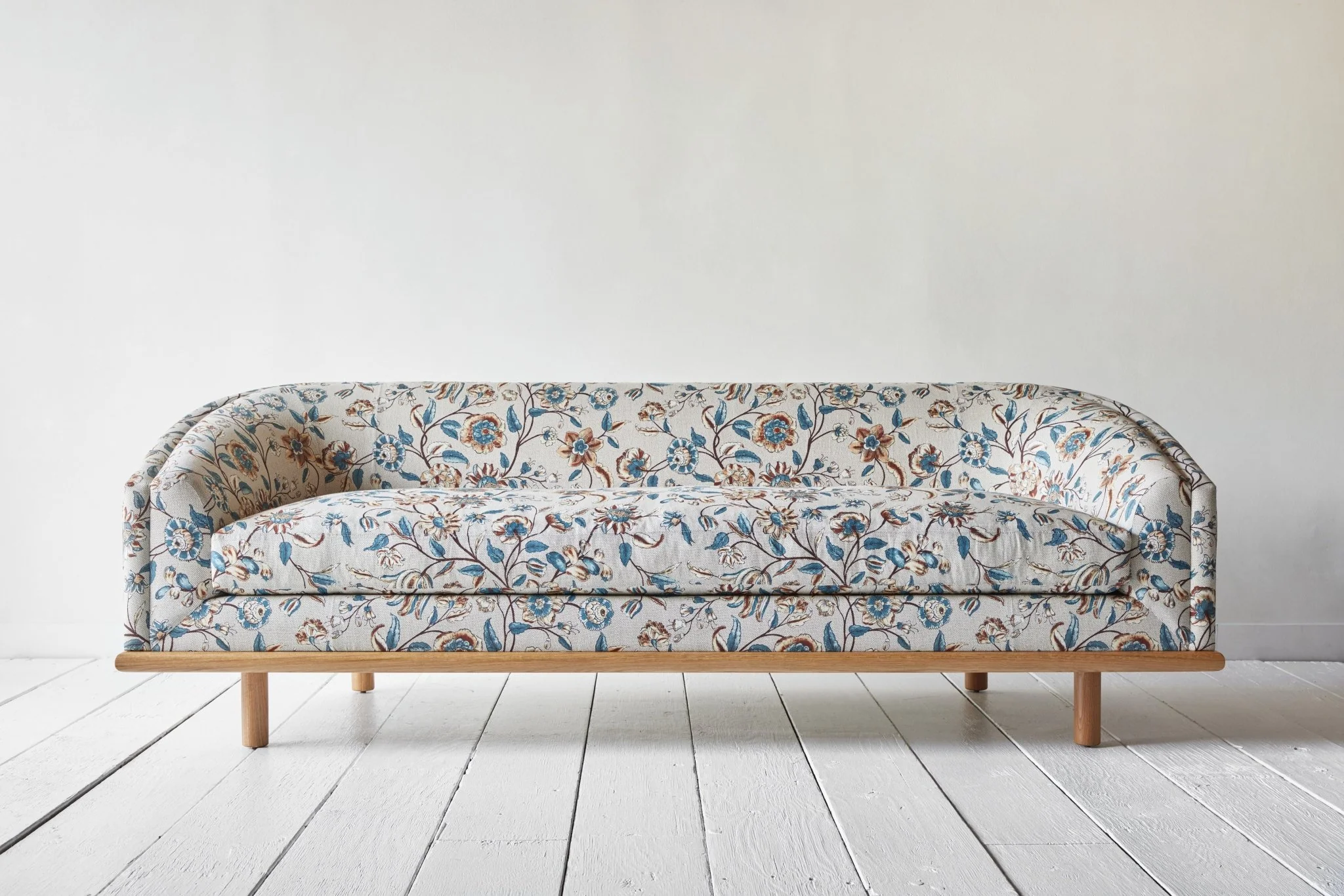 Curved Sofa - Image 7