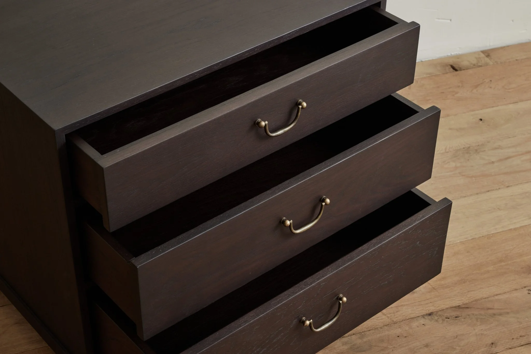 Campaign Chest, 28" - Image 7