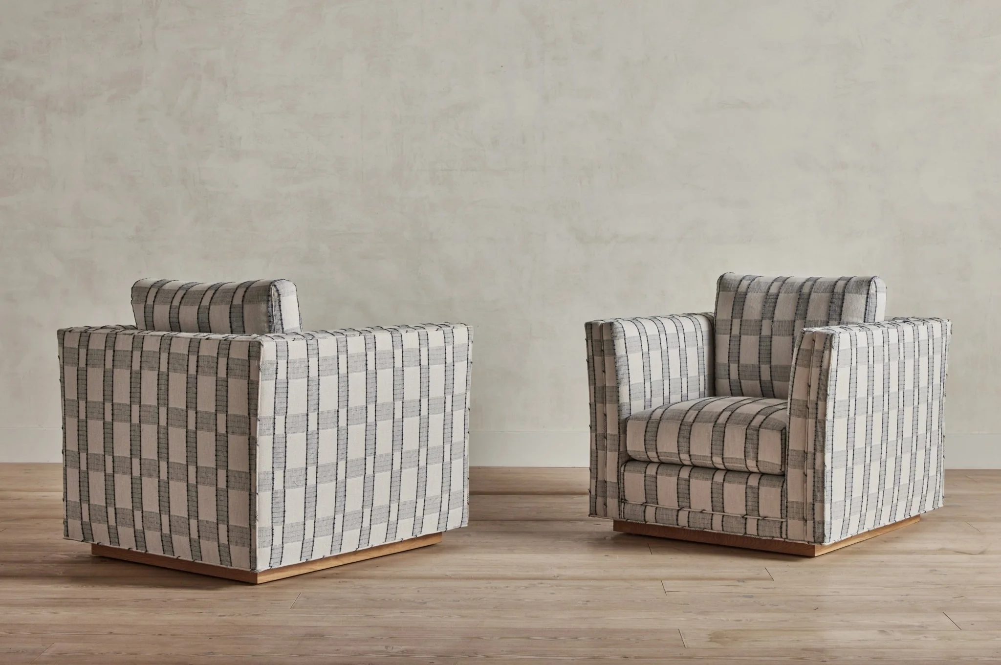 Modern Chair - Image 12