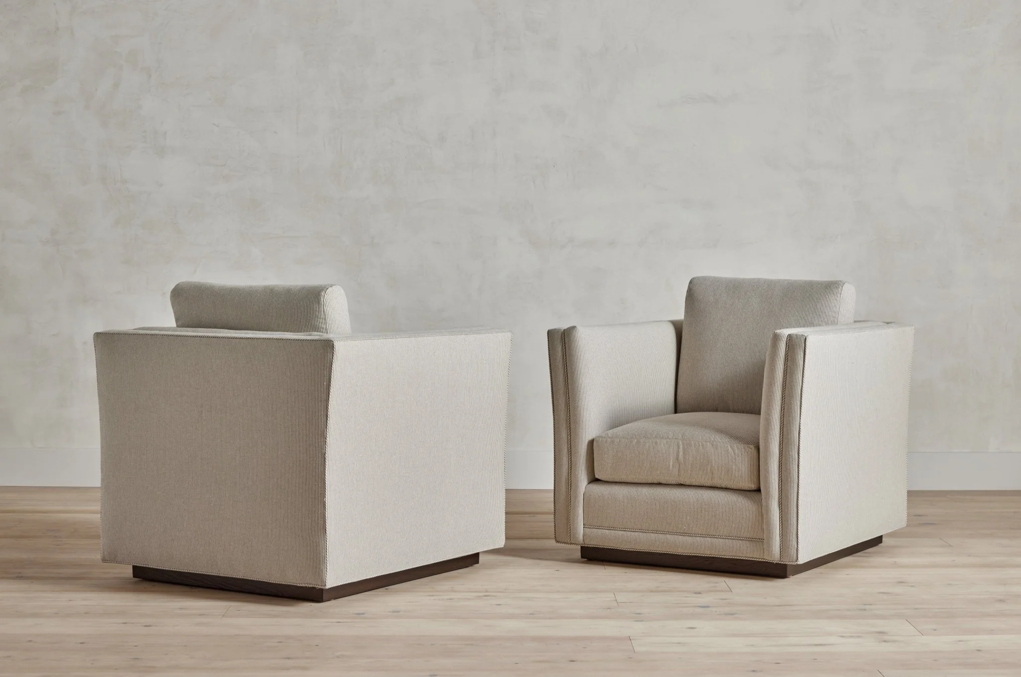 Modern Chair - Image 13