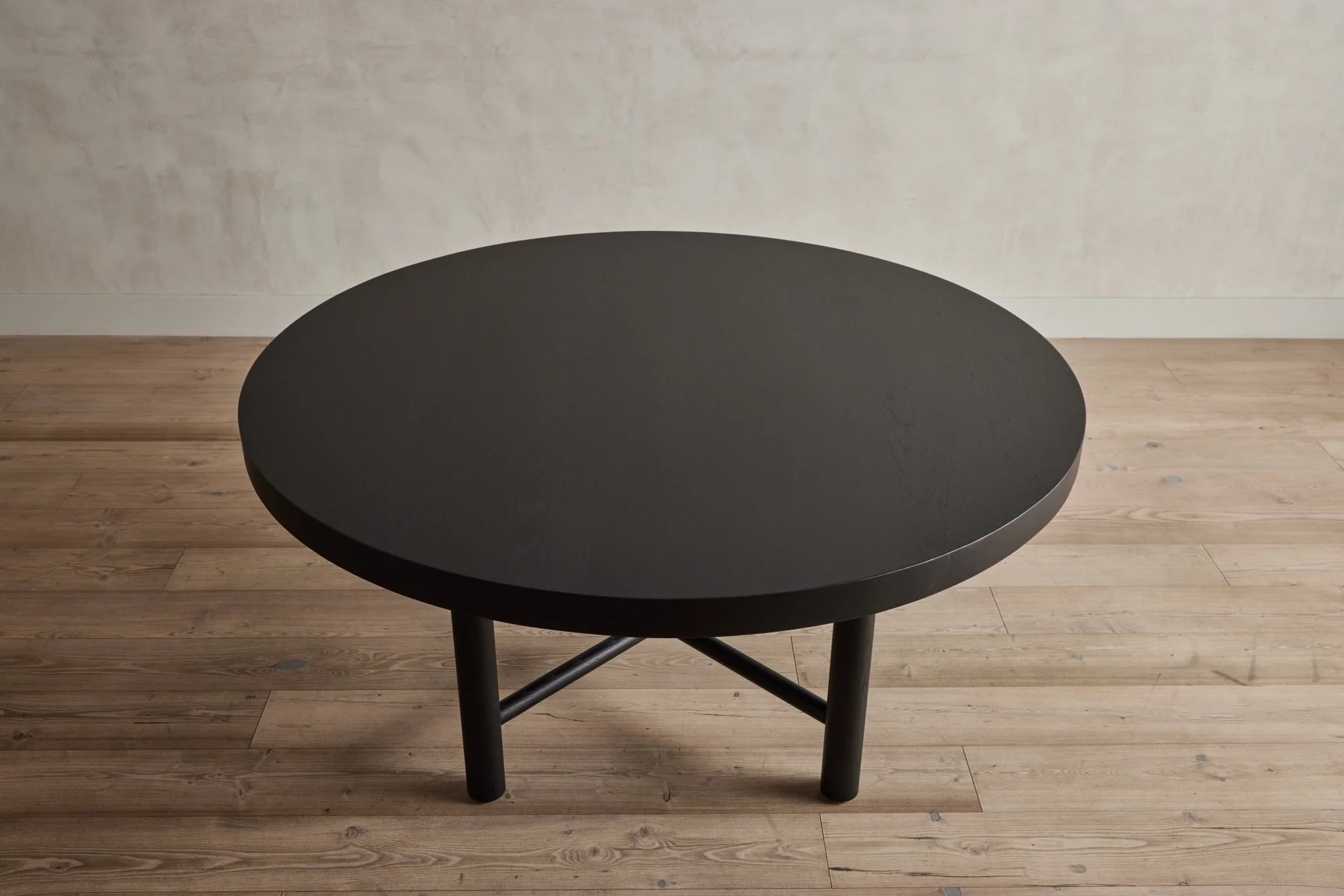 Round Dining Table - Image 20