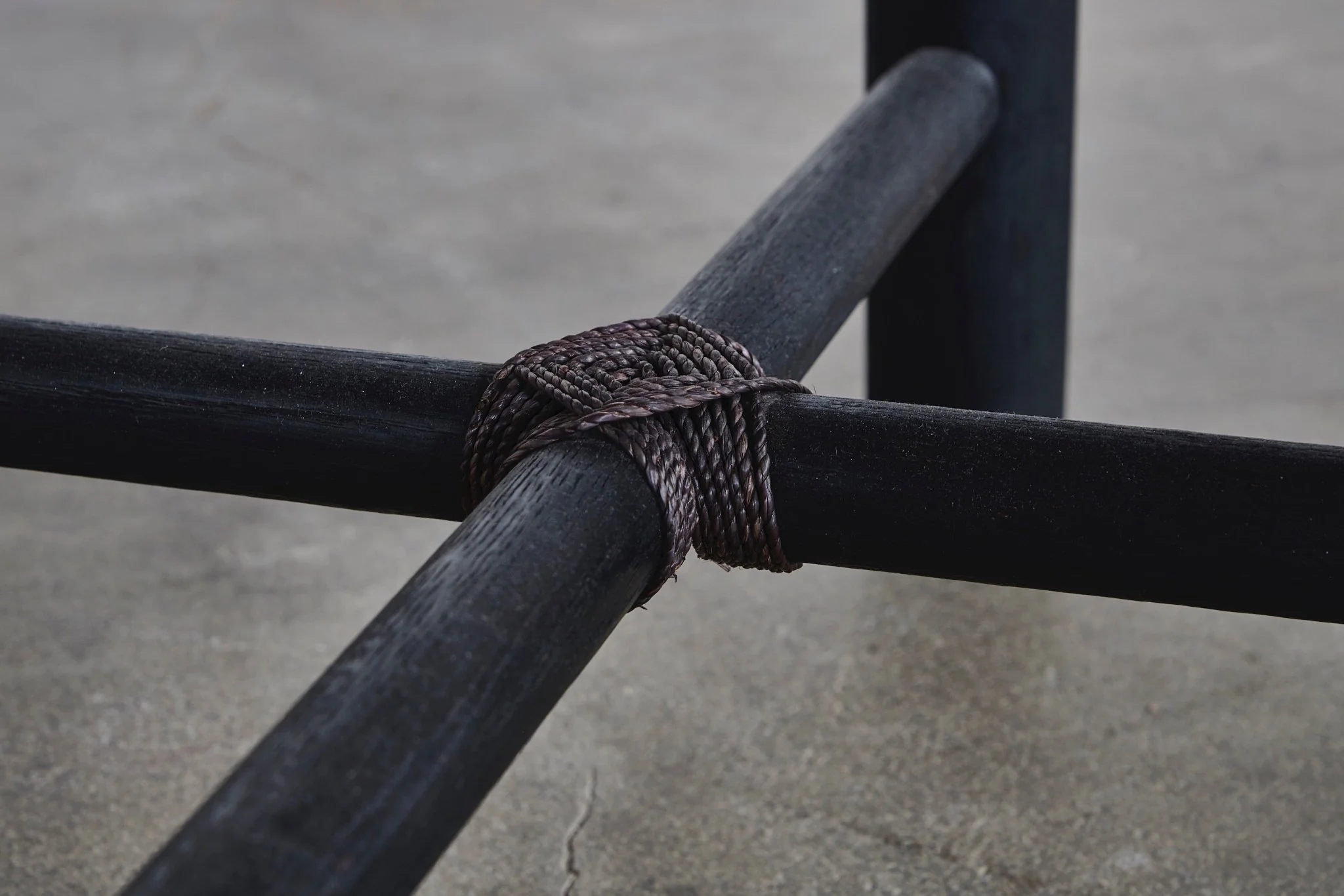 Round Dining Table - Image 23